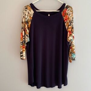 Goo Yoo Women’s Floral Knit Top
